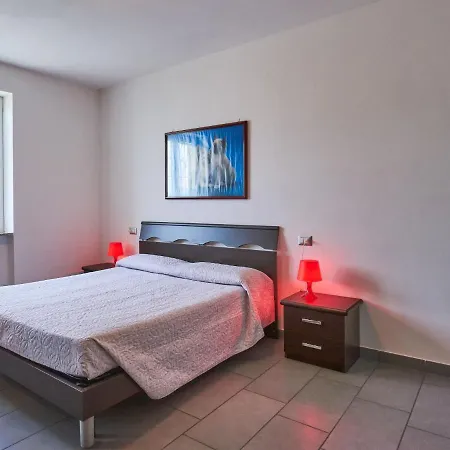 Aurora - Dma331 By Interhome Vercana